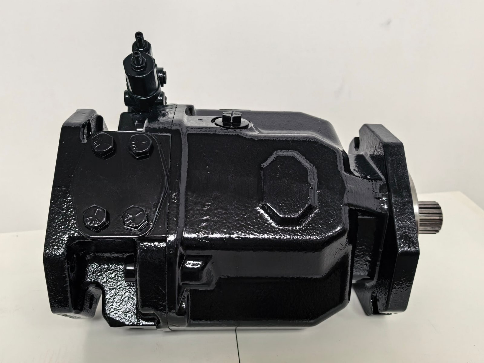 HYDRAULIC PUMP